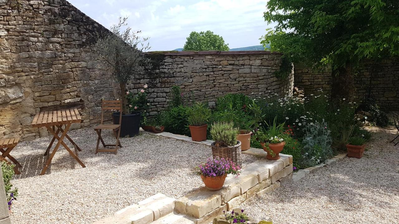 Le Clos - La Chapelle Lombard  Екстер'єр фото